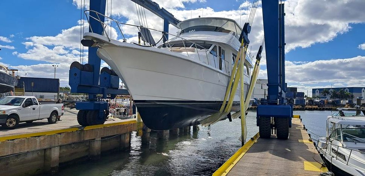 2015 Cranchi 44 HT hardtop cruiser